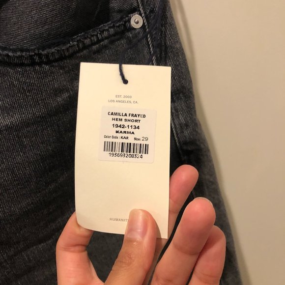 NWT Citizens of Humanity Camilla Frayed Hem Short size 29 - Picture 5 of 7